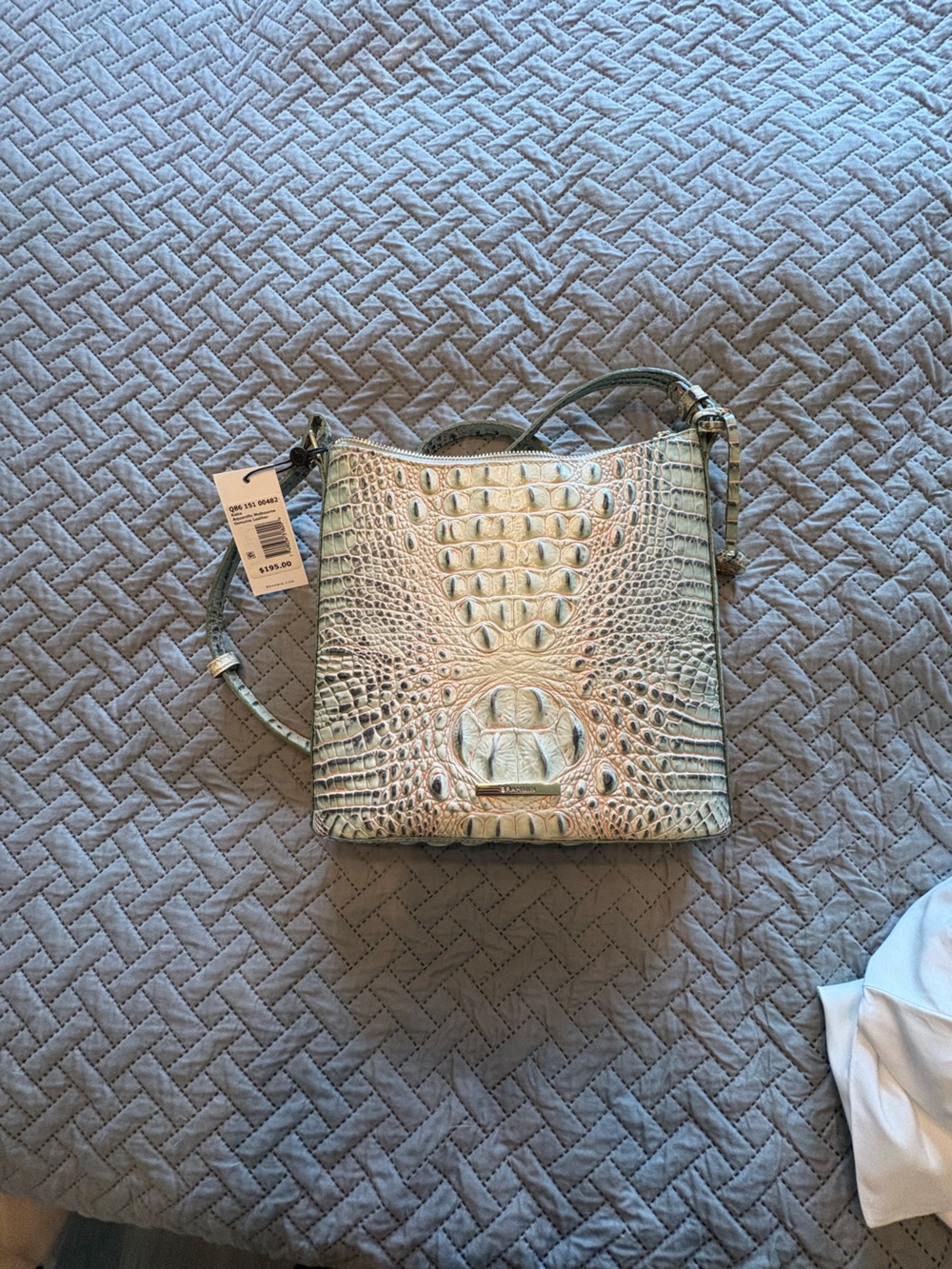 Lovely Brahmin Katie in HTF Aquarelle